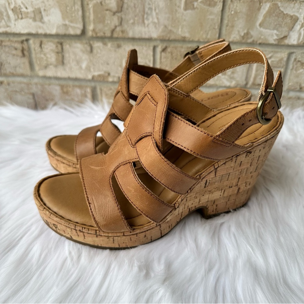 Born Leather Bernese Cage
Wedge Heel Sandals Size 8M 🌸 - Picture 2 of 12